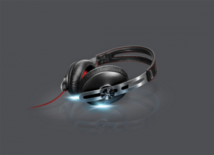 MOMENTUM Black headphones