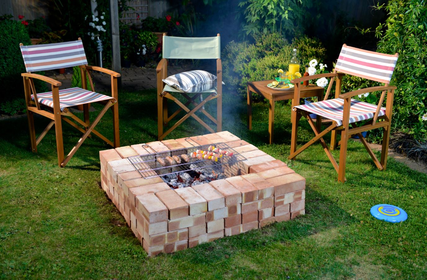 Build a BBQ fire pit & raised garden bed in under an hour