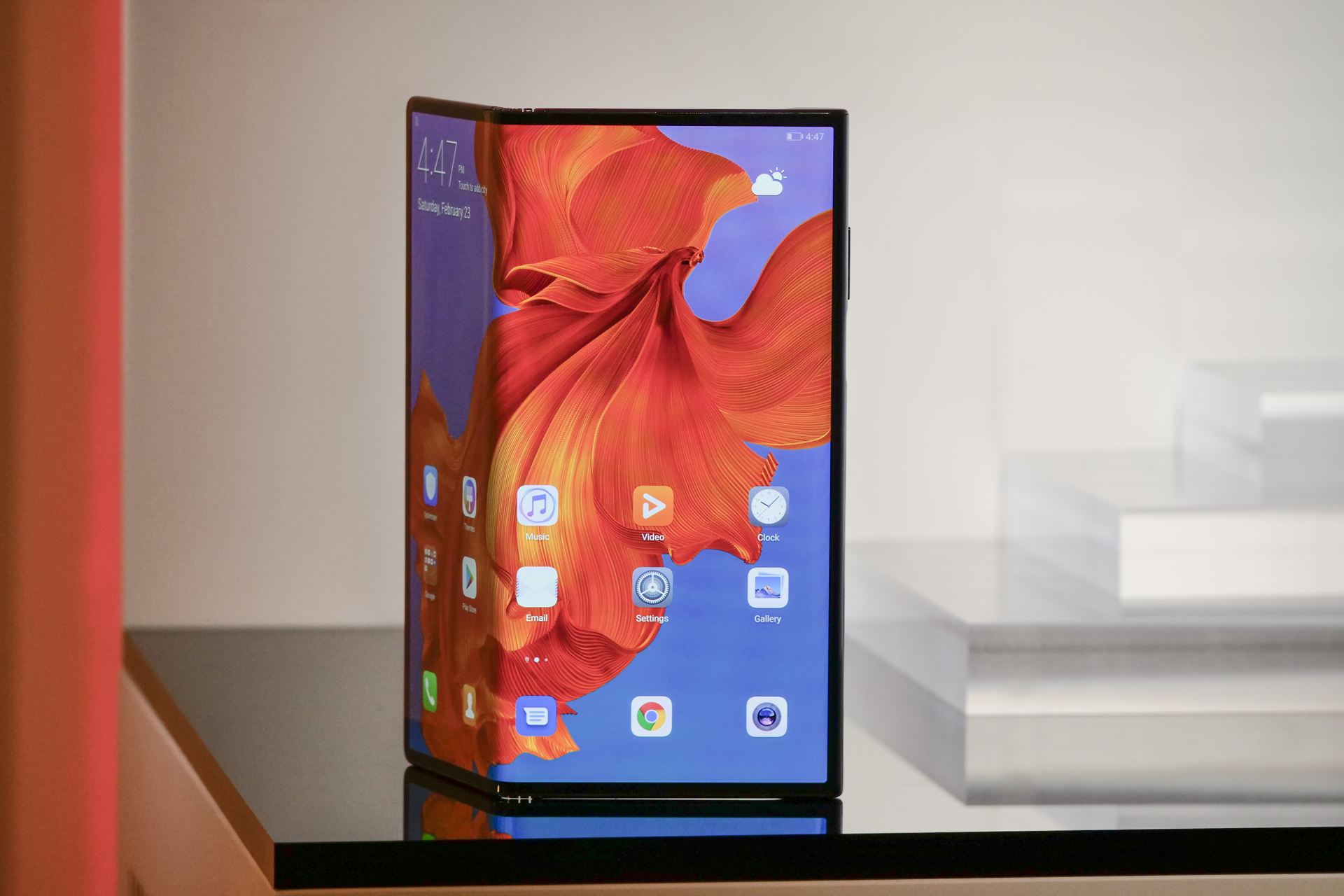 Huawei mostró el prototipo del Mate X en el MWC 2019