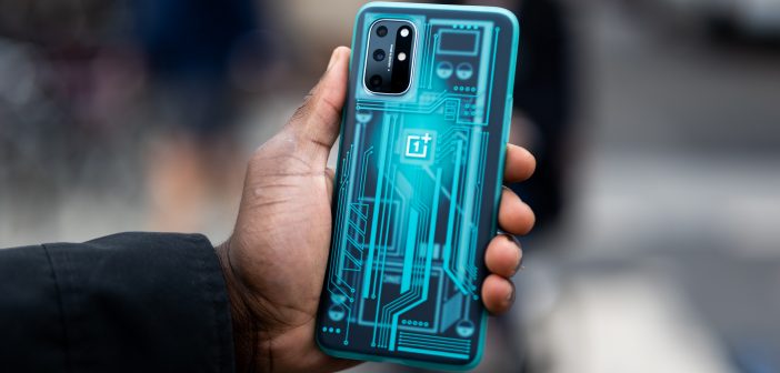 OnePlus8T